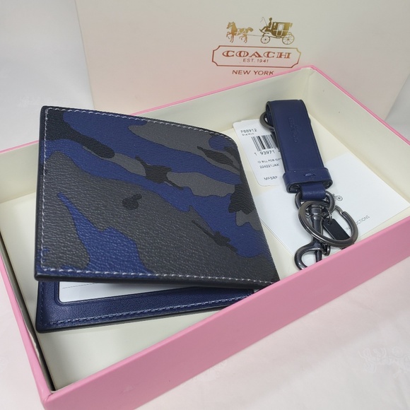Coach Signature Wallet Camo print + Key Fob - $211 - Picture 2 of 5